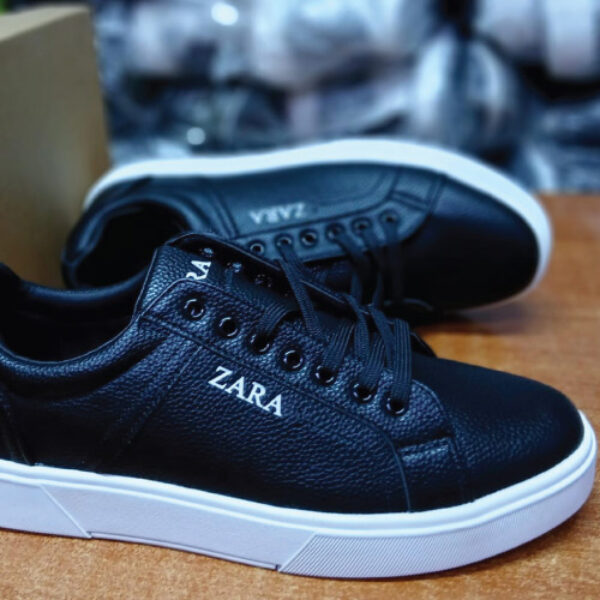 Zara Classic Essential Low-Top